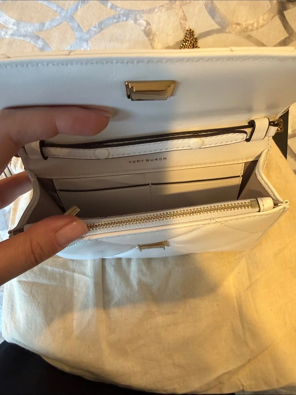 Tory Burch compact white